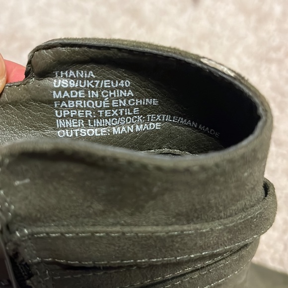 Just Fab Ankle Booties - Picture 6 of 8